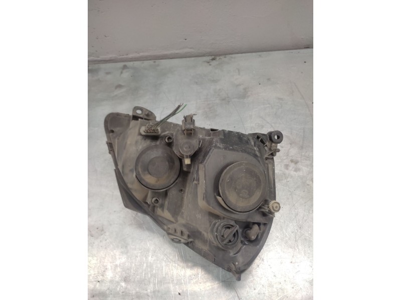 Recambio de faro izquierdo para renault clio ii fase ii (b/cb0) authentique referencia OEM IAM   