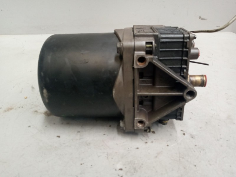 Recambio de valvula aire para scania trucks serie 4 bus k 124 referencia OEM IAM 1743859 HALDEX 78986